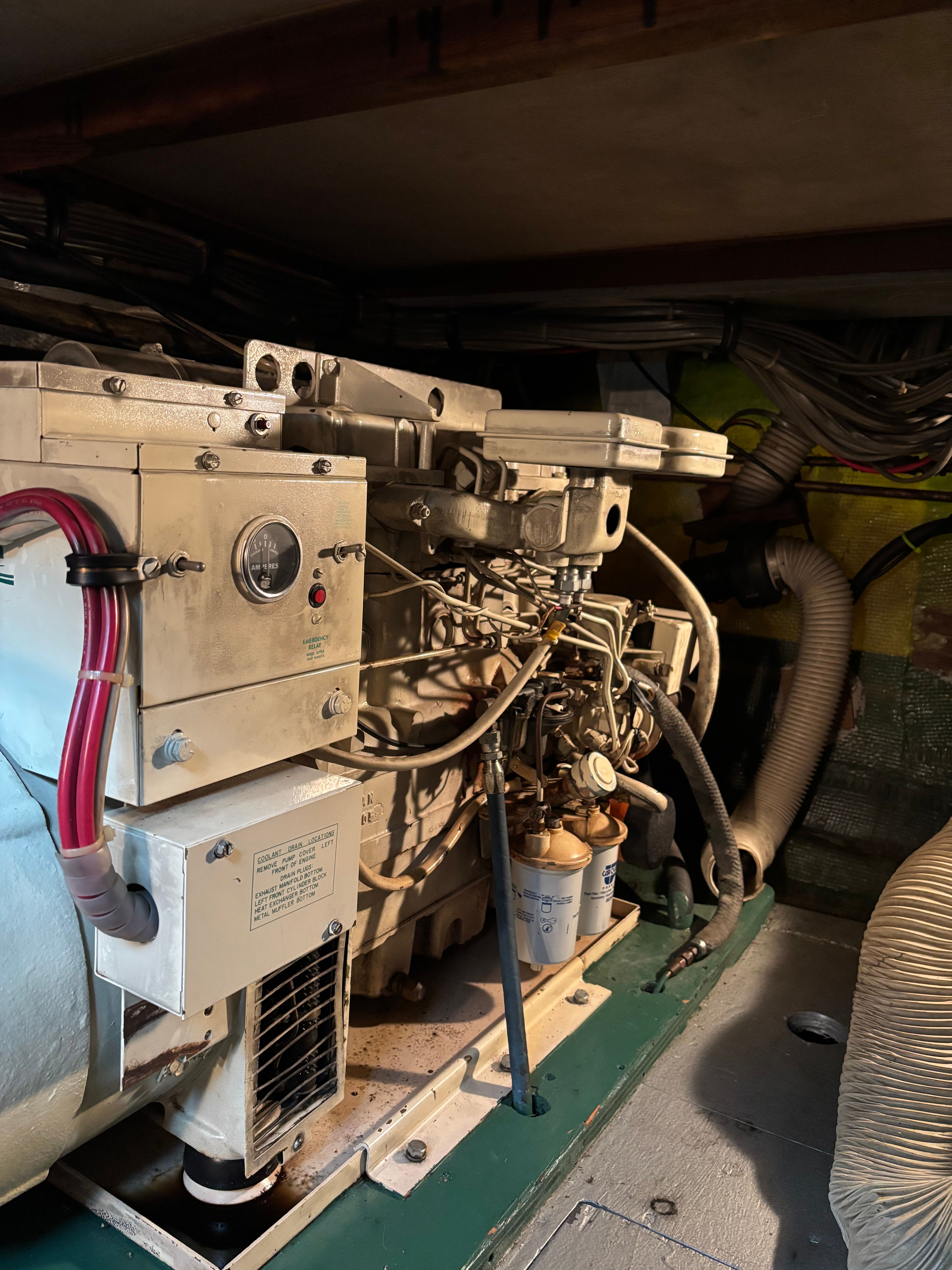 1977 Bertram 42 Motor Yacht - 52