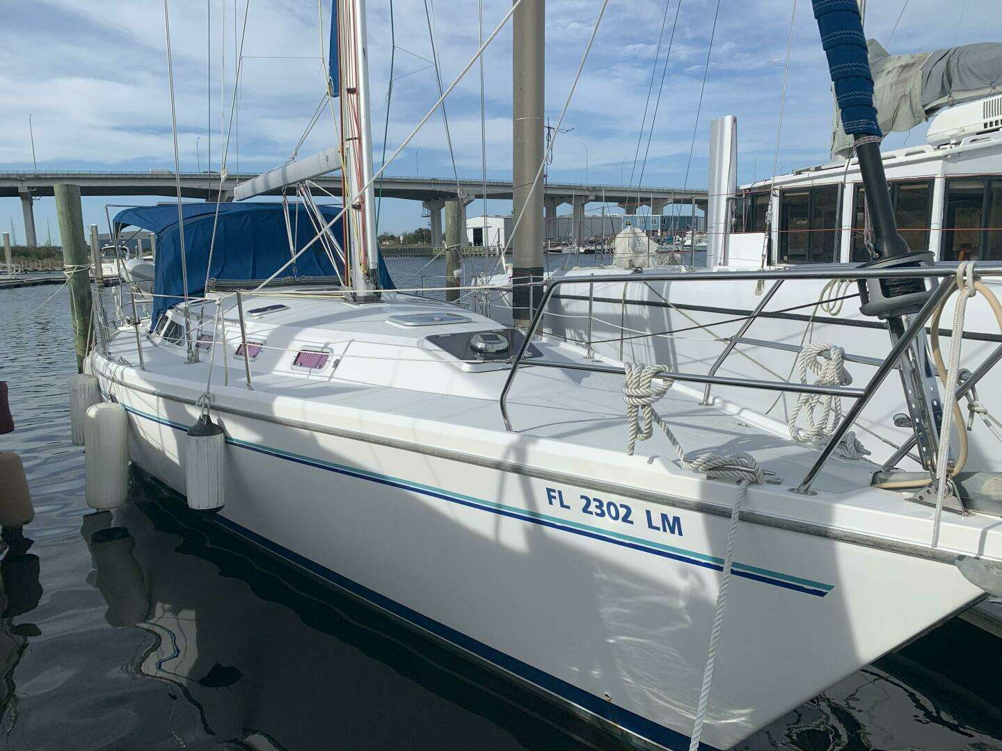 1995 Catalina 42 Mk II - Image 2