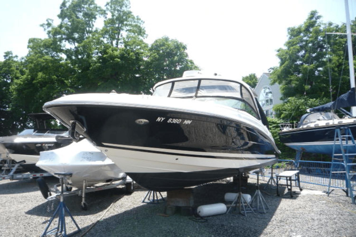 2017 Sea Ray SLX 350 Outboard - 3