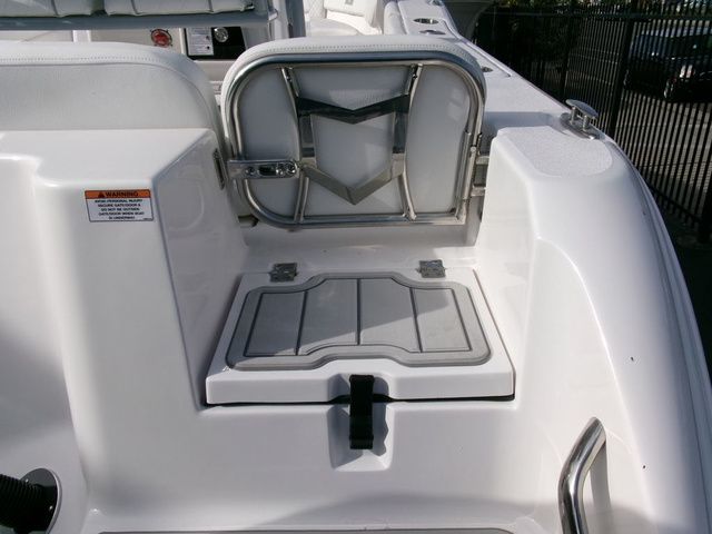 2025 Sea Fox 228 Commander - 33