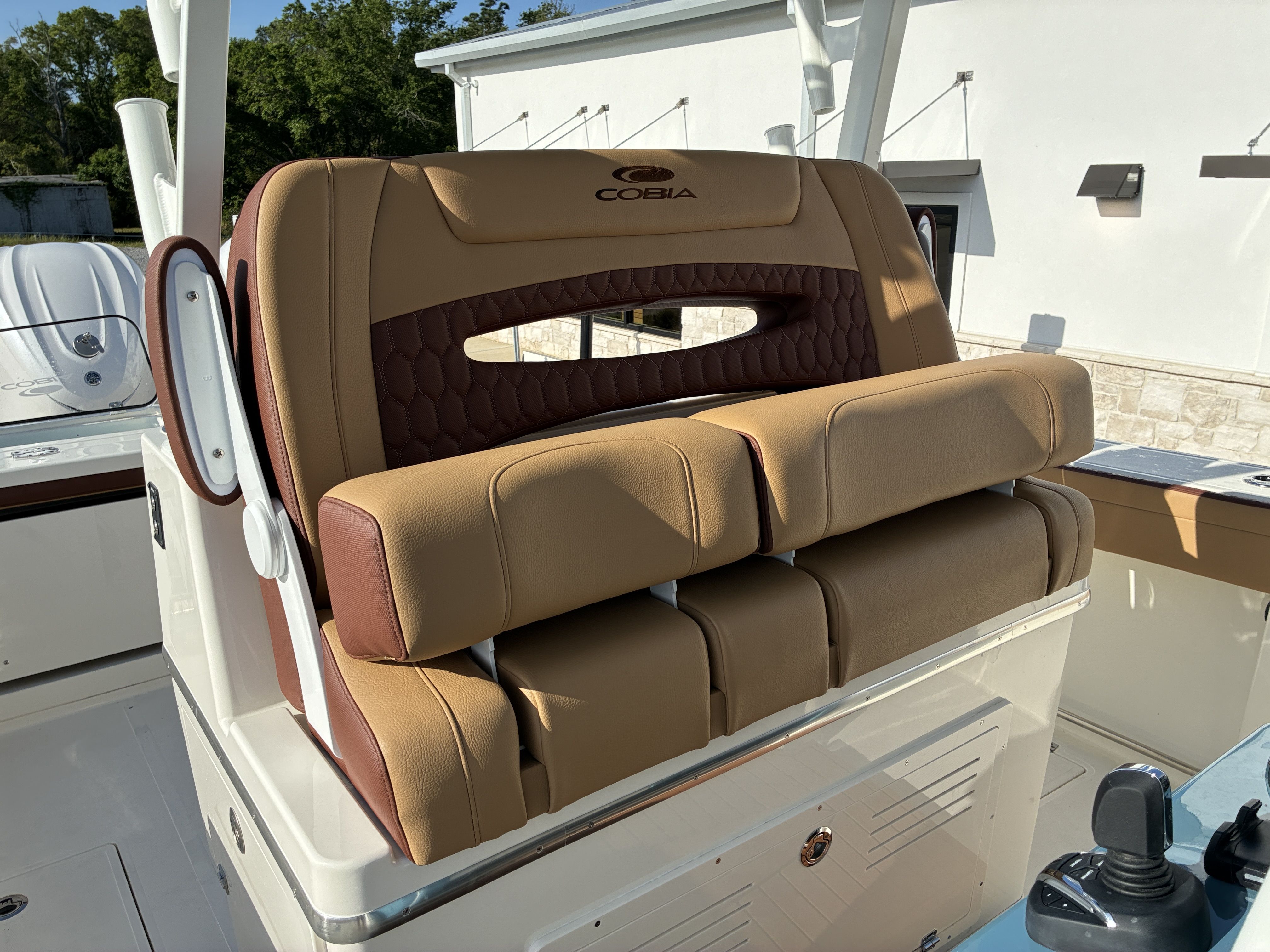 2026 Cobia 305CC - 20