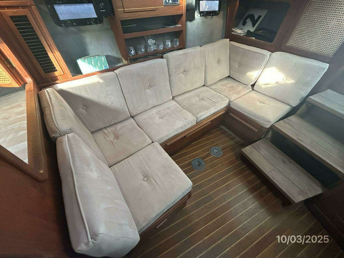 1985 Pursuit 3100 Open - Image 34