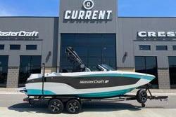 2025 MasterCraft XT22