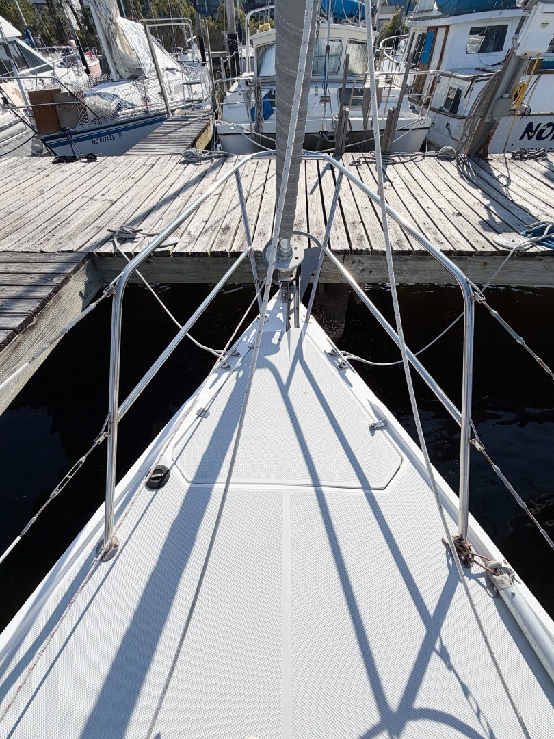1996 Catalina 36 Mk II - Image 6