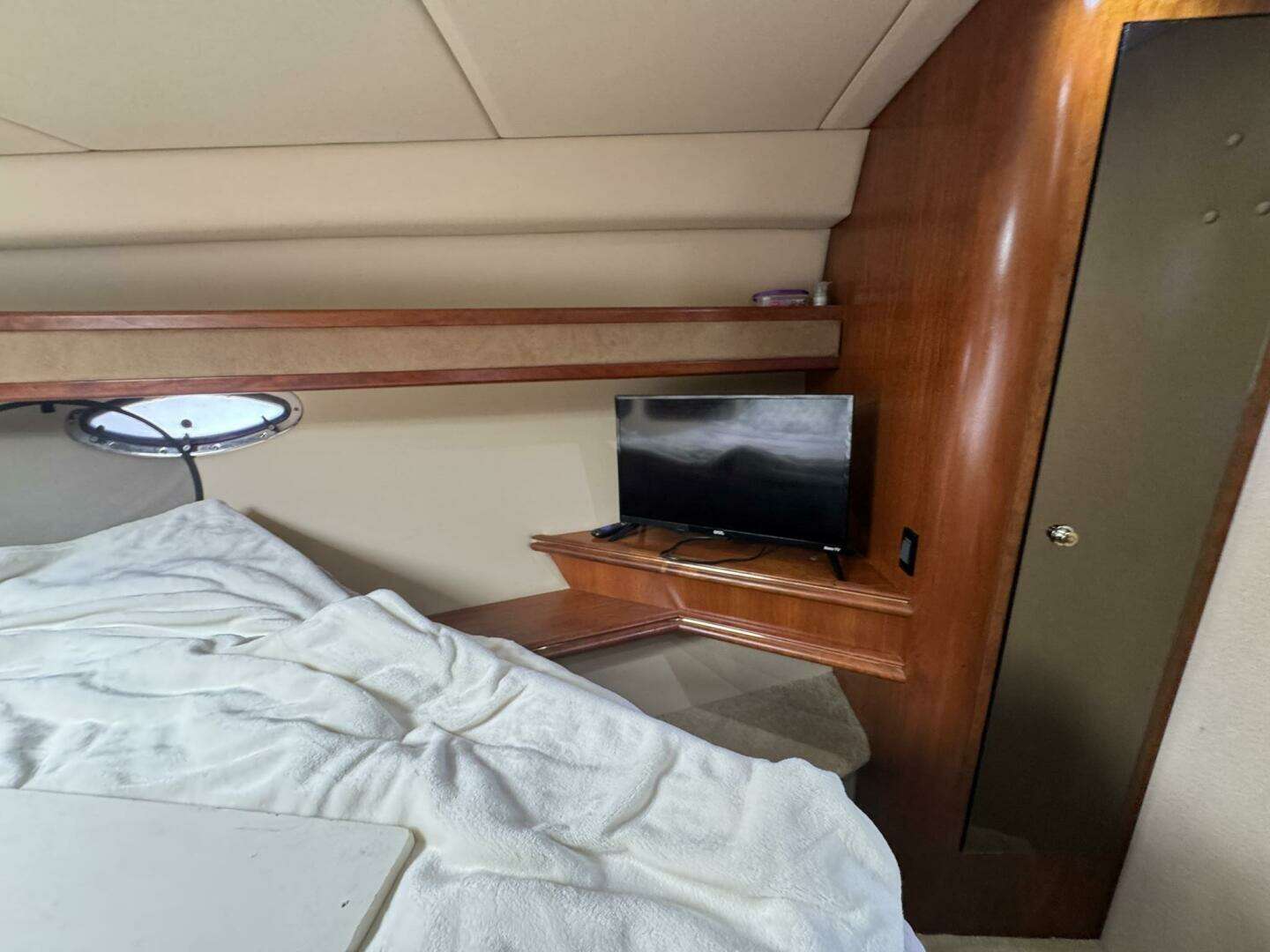 2003 Cruisers Yachts 3772 - Image 83