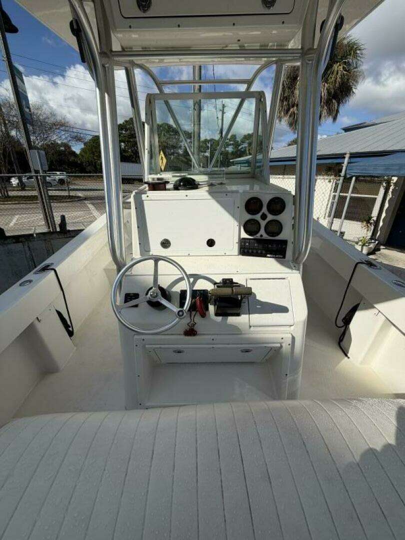 2004 Regulator — - Image 9