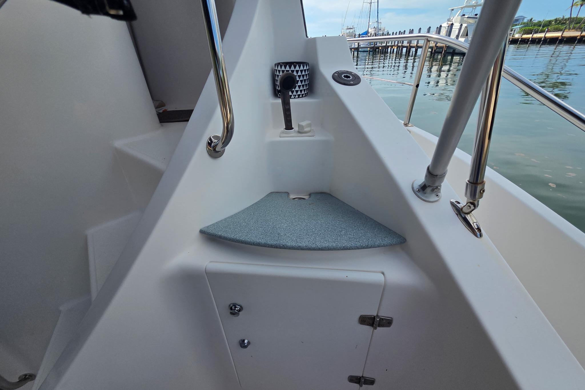 Interior view of 2000 Fountaine Pajot Maryland 37 boat, featuring sleek design and railing.