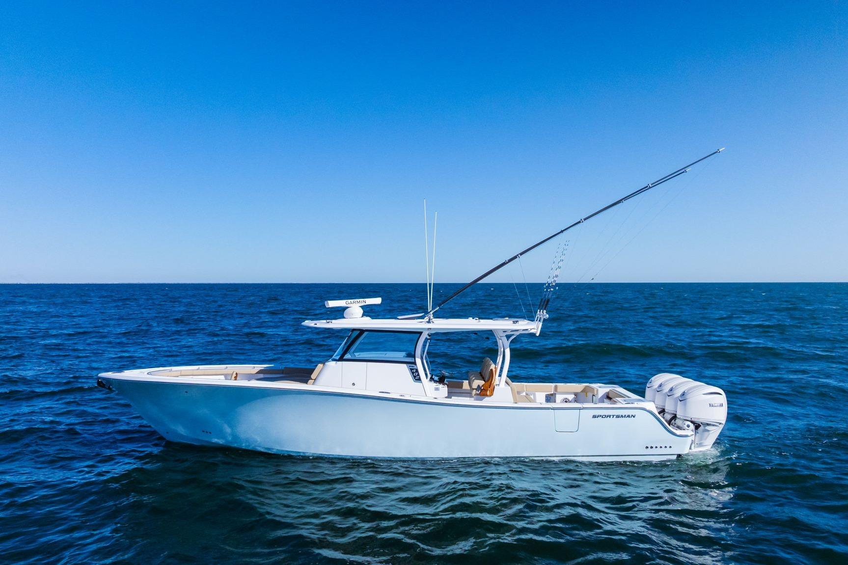 2026 Sportsman Open 402 Center Console