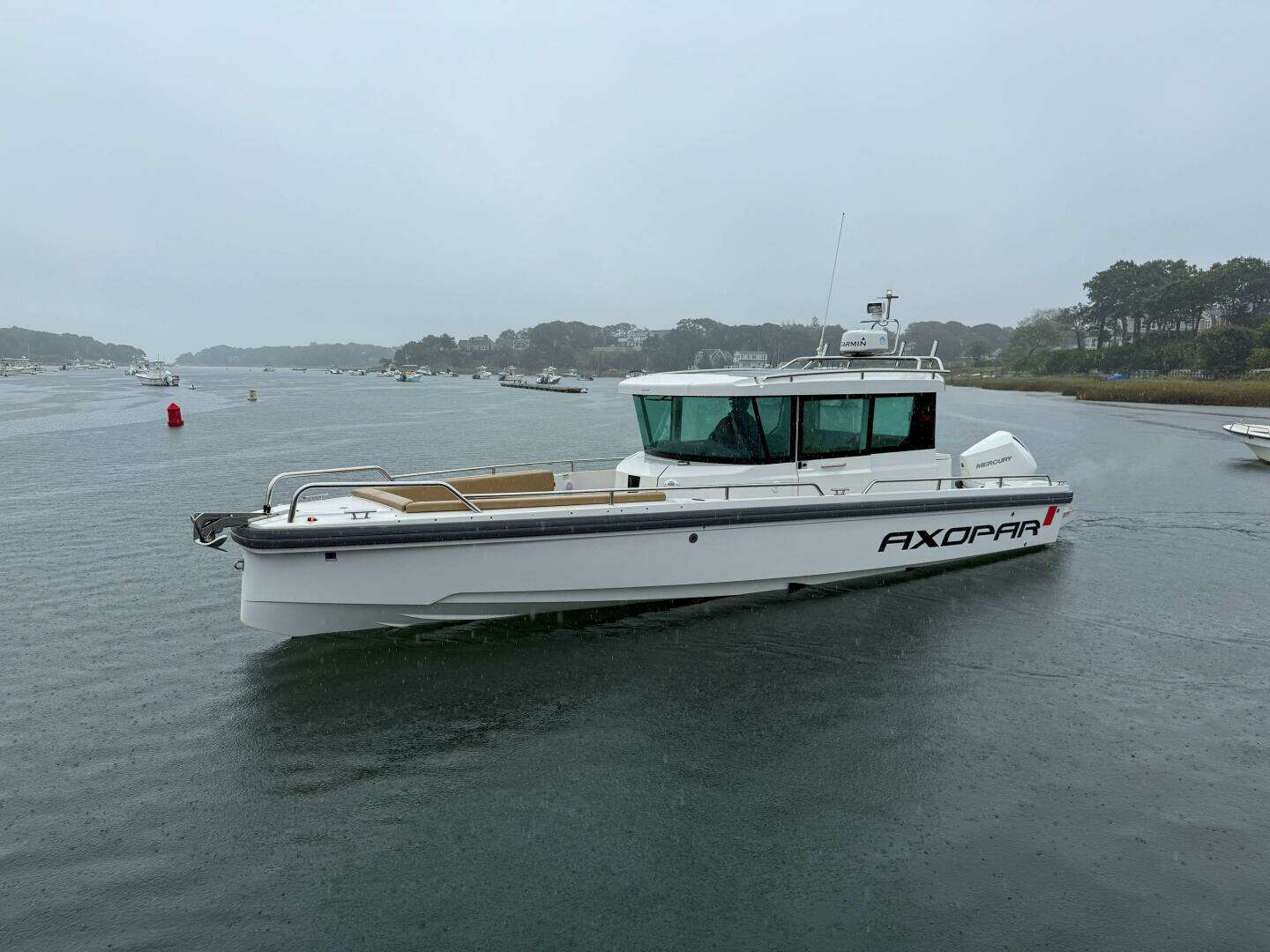 2020 Axopar 28 Cabin w/Wet Bar - Image 2