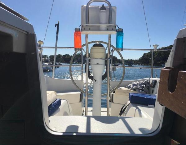 1990 Hunter 30 - 11