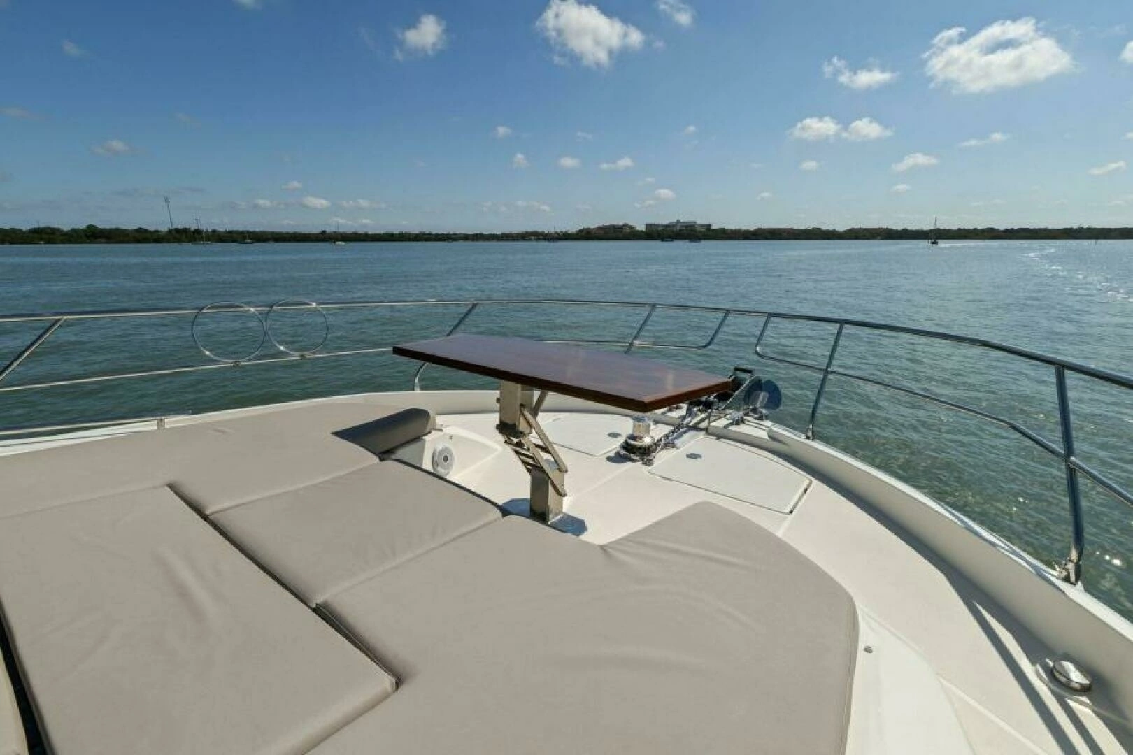 2022 Prestige 590 Flybridge - Image 55