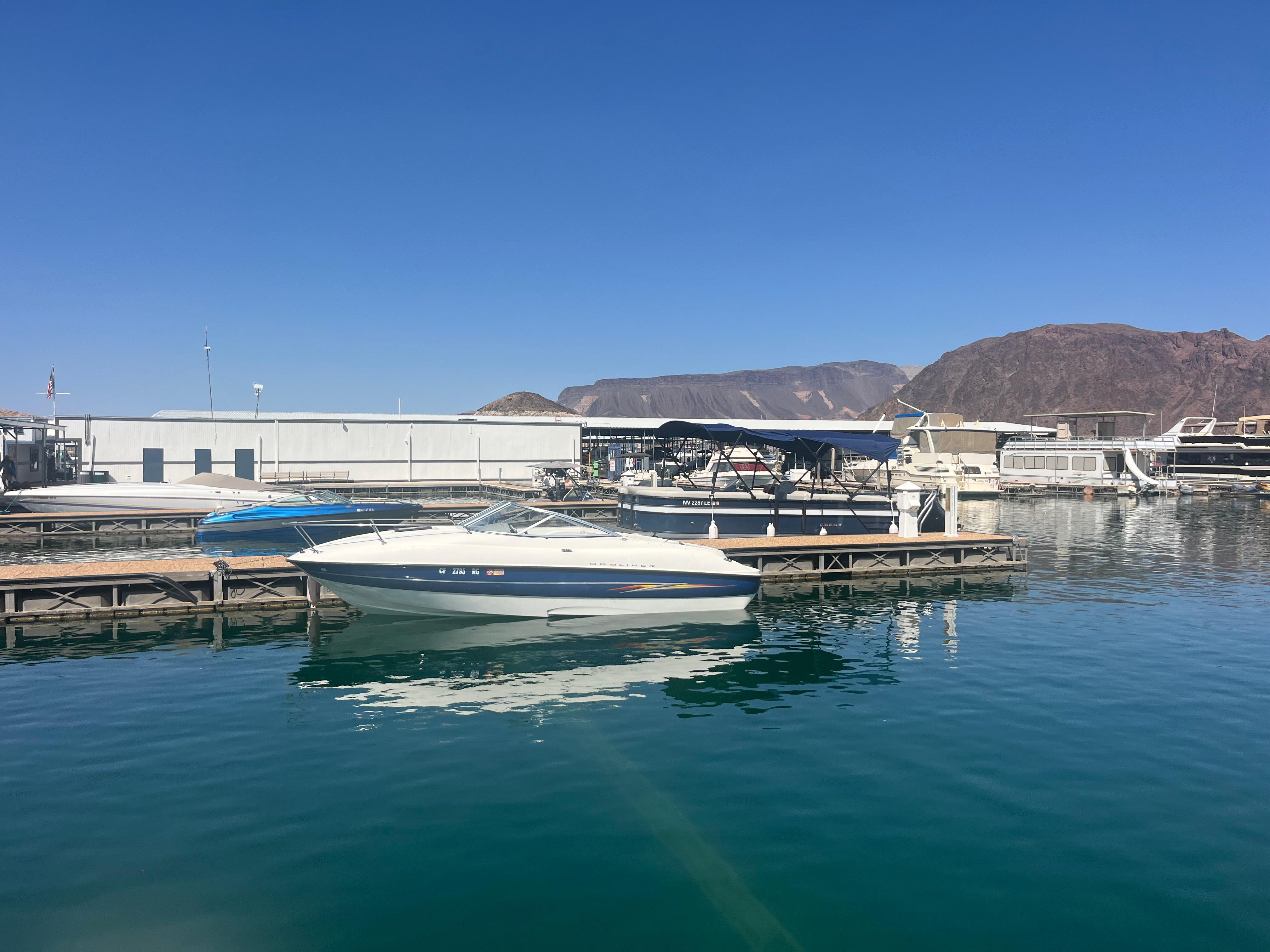 2005 Bayliner Capri 212 - 2