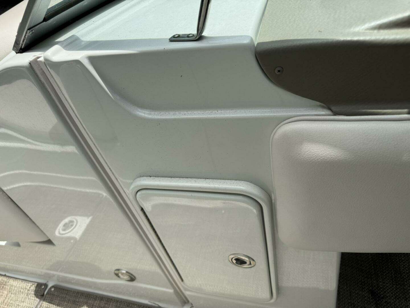 2017 Crownline E 6XS - Image 17
