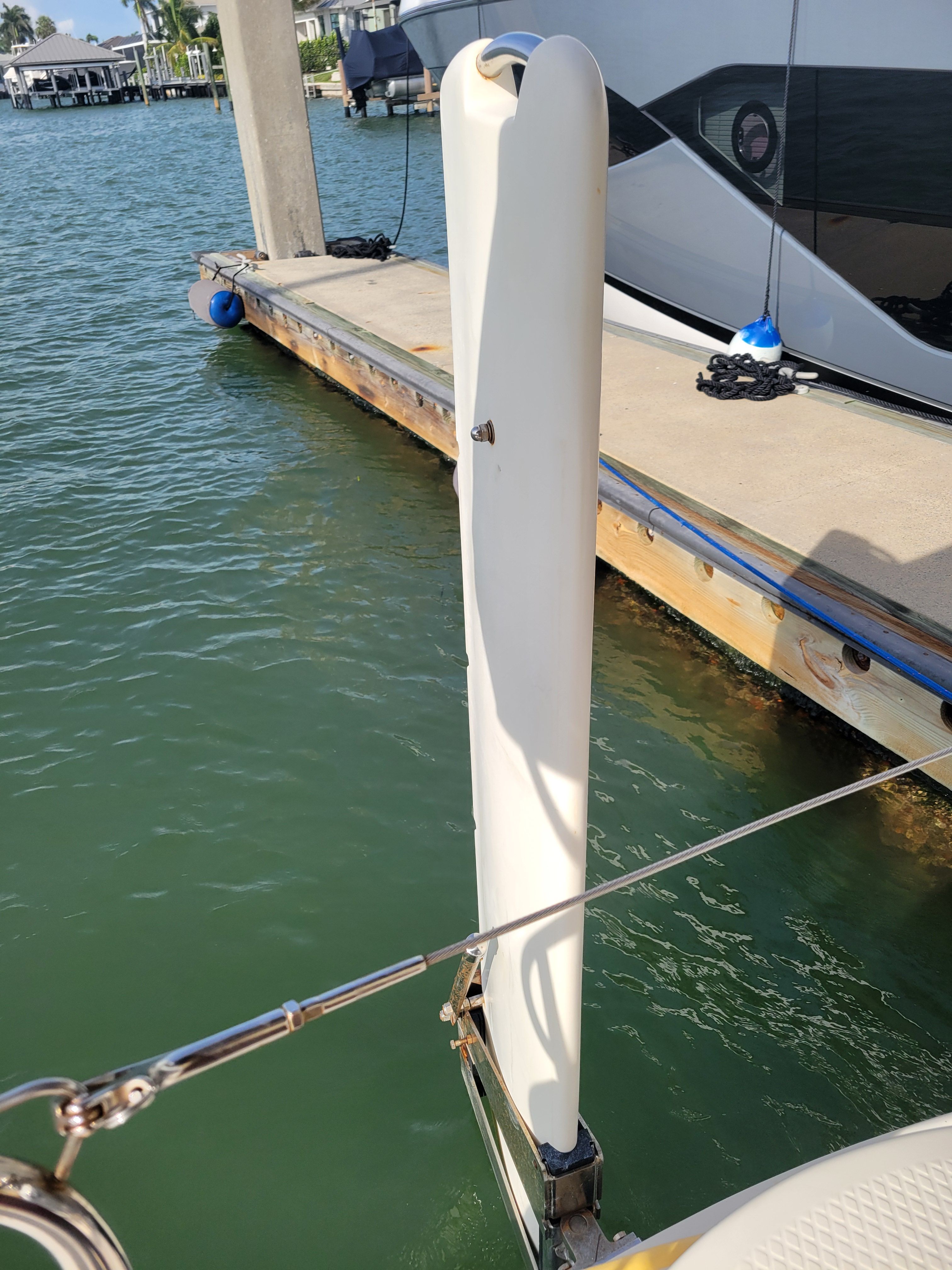 Boat at dock with fender, Hake Seaward 26 RK, 2018.