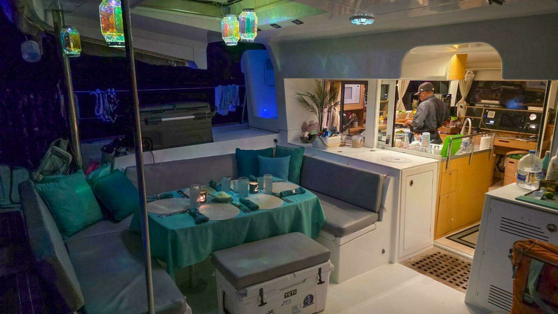 2016 Lagoon 450 - Image 9