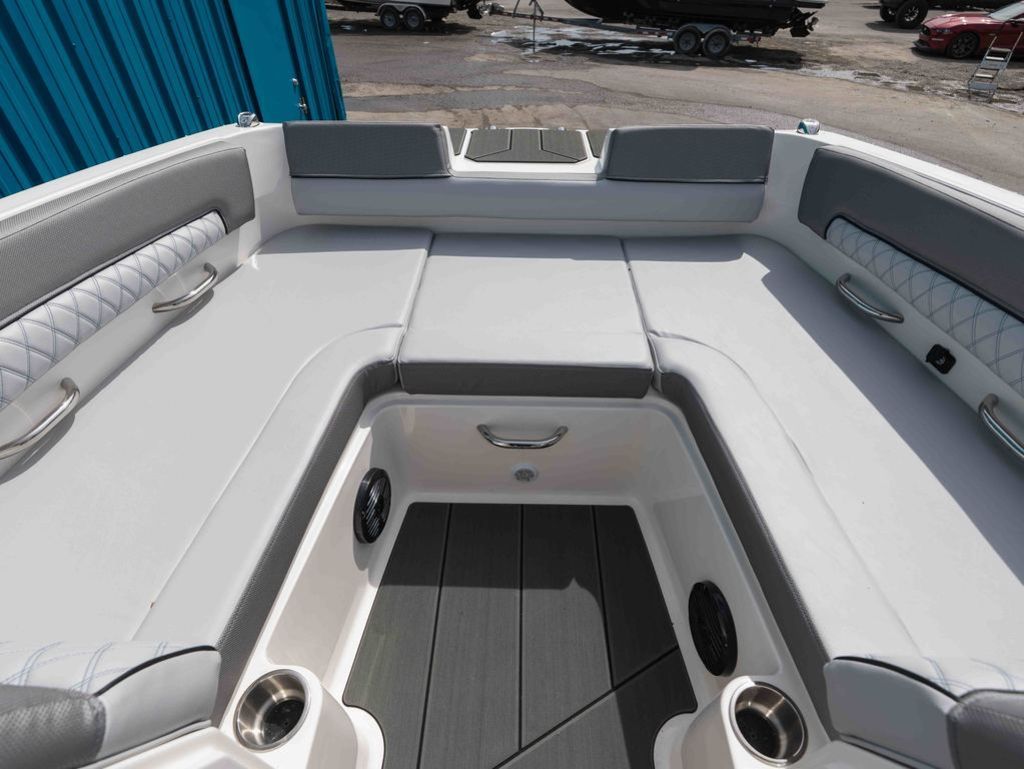 2025 Bayliner D22 - 10