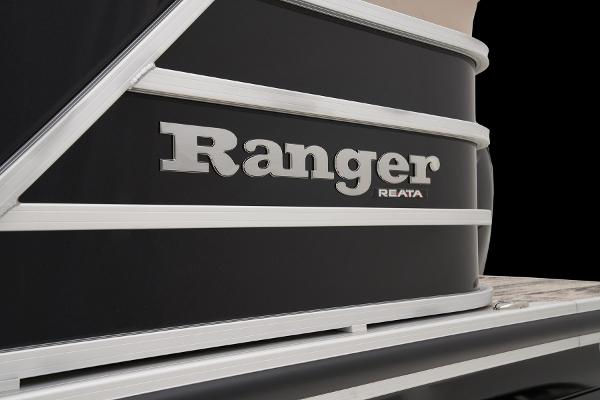 2025 Ranger Reata 220C - 9