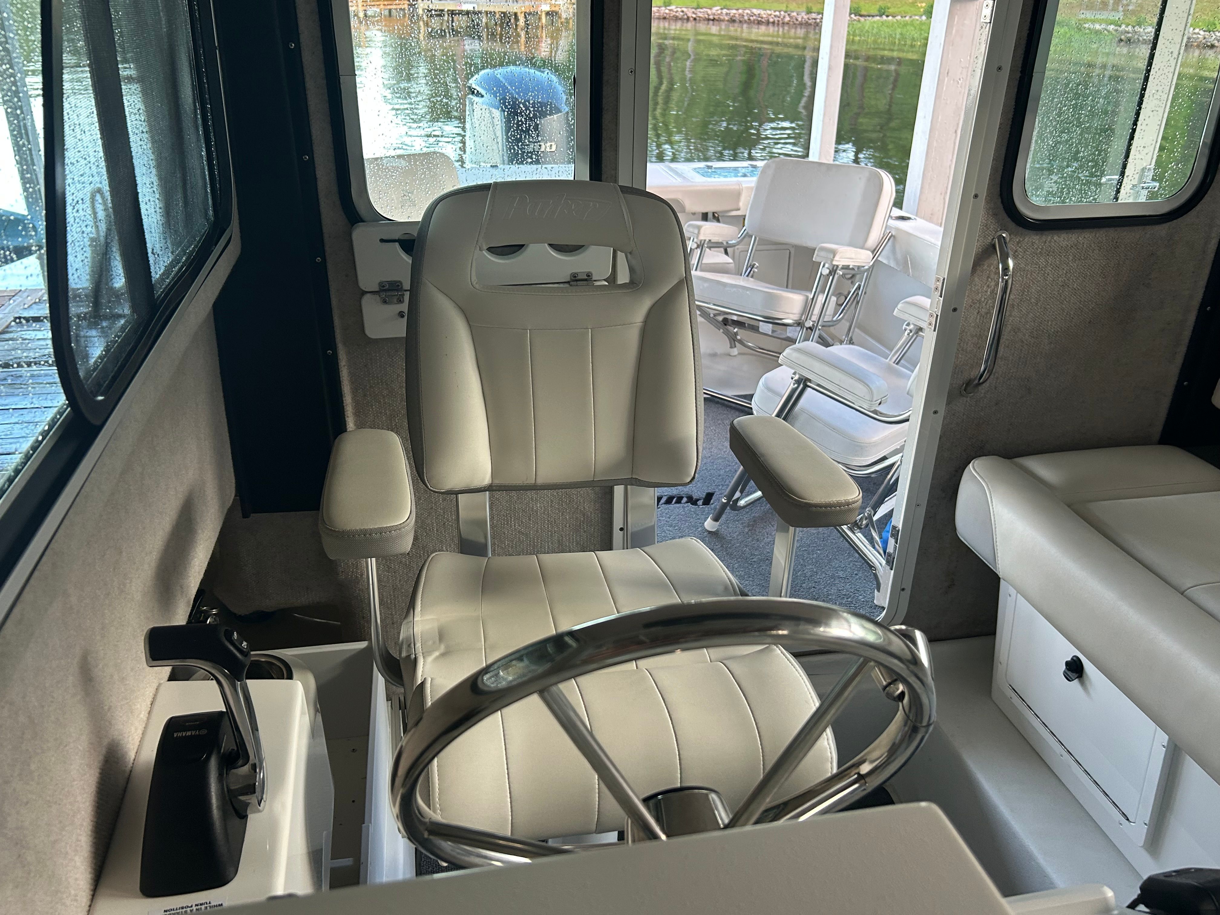 2020 Parker 2320 Sport Cabin - 16