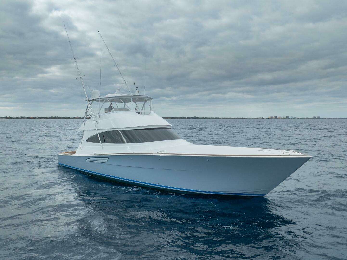 2026 Viking 68 Convertible - Image 5