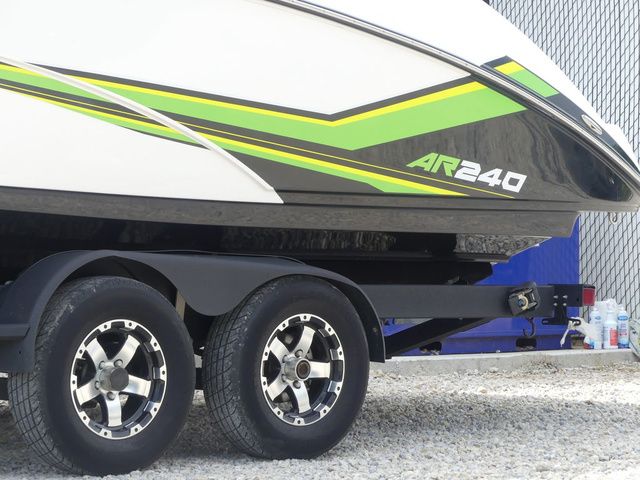 2019 Yamaha Boats AR240 - 8