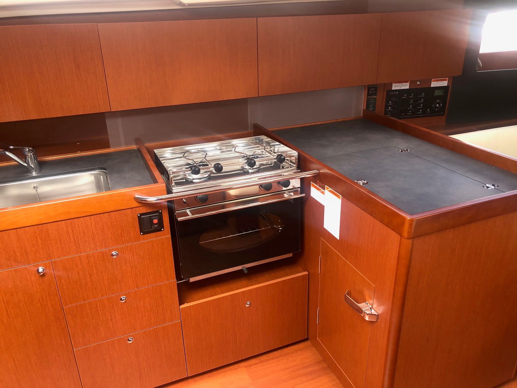 2018 Beneteau Oceanis 41.1 - 9