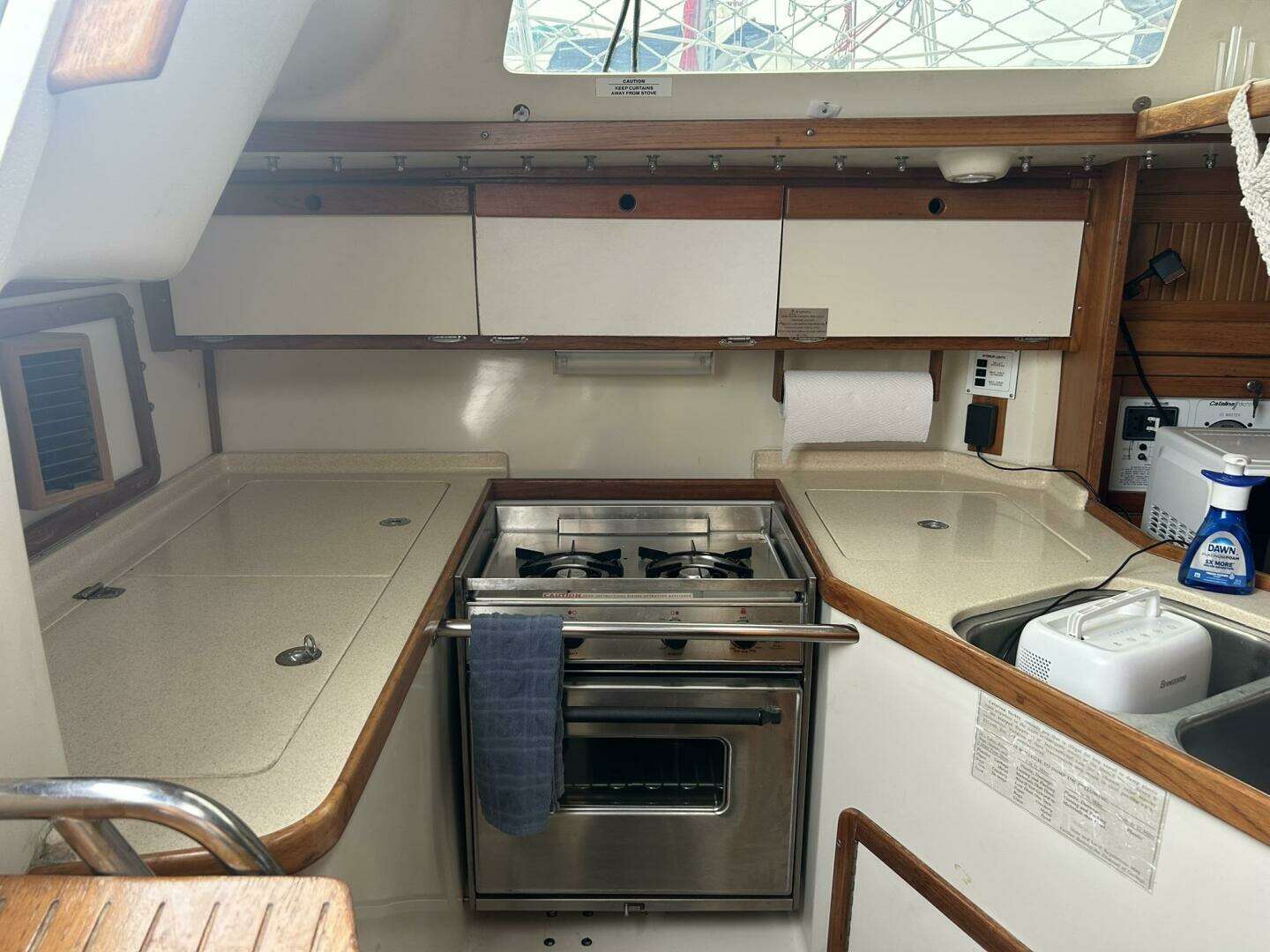 1995 Catalina 320 - Image 28