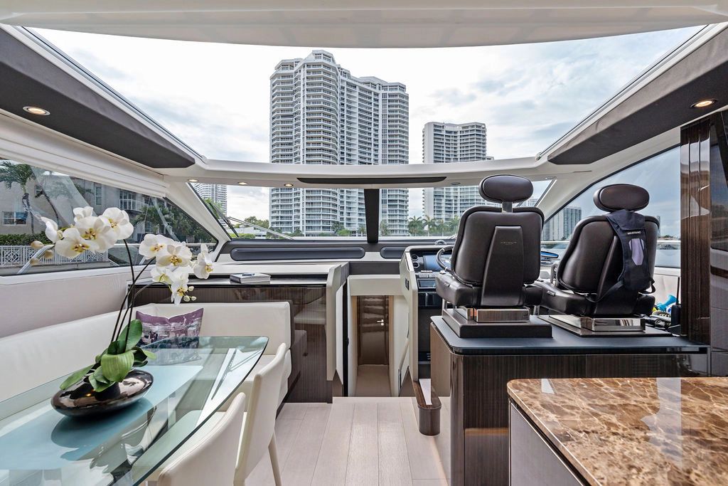 2018 Azimut 77S - 19