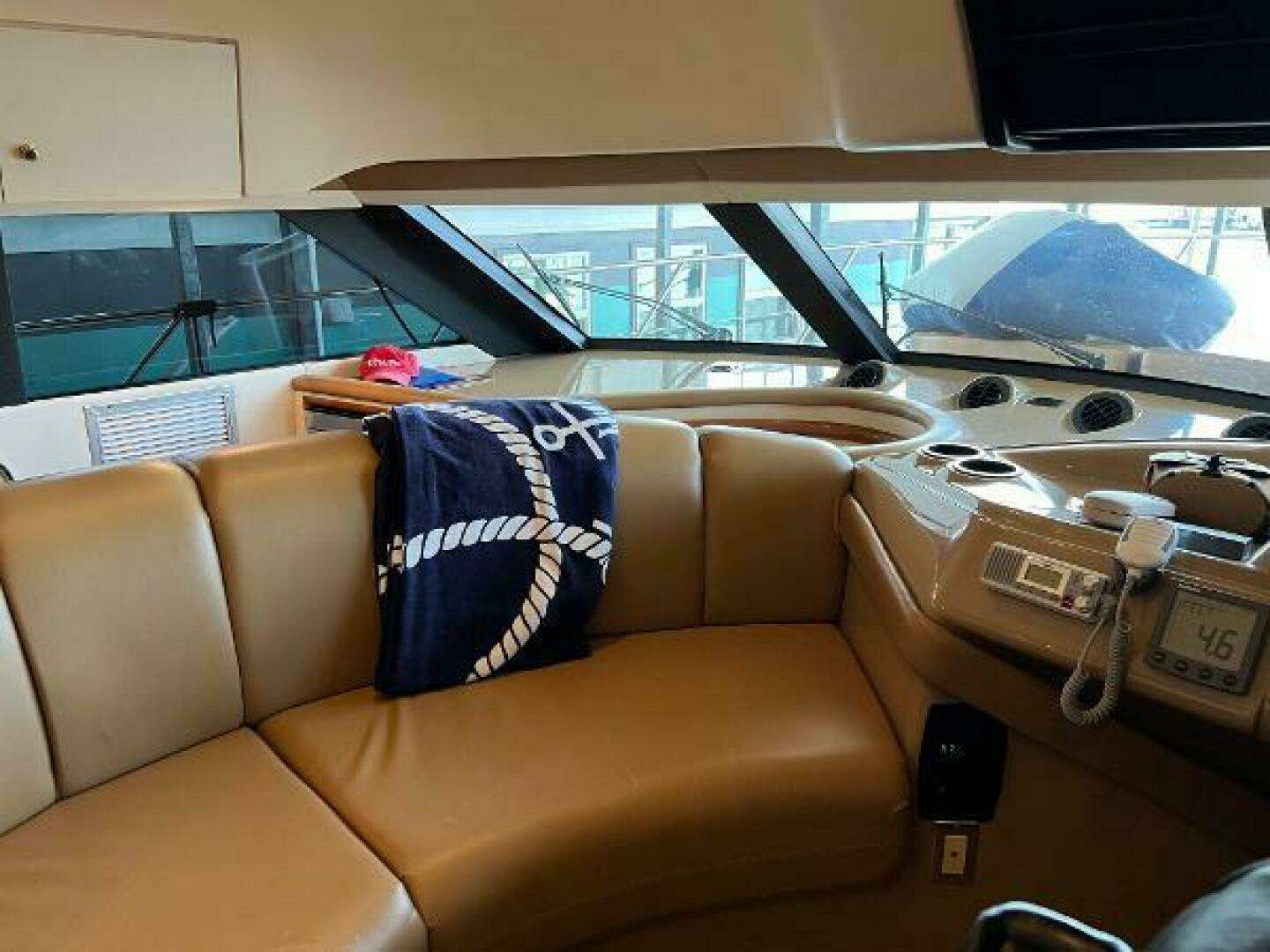 2001 Carver 450 Voyager Pilothouse - Image 83