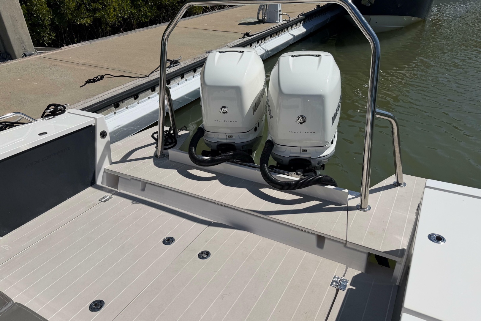2018 Axopar 37 Cabin - Image 12