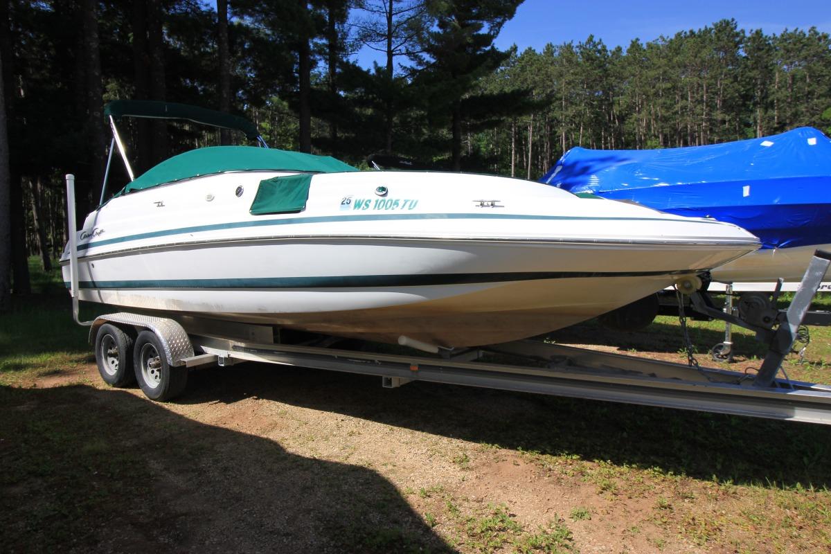 2000 Chris-Craft 232 Sport Deck