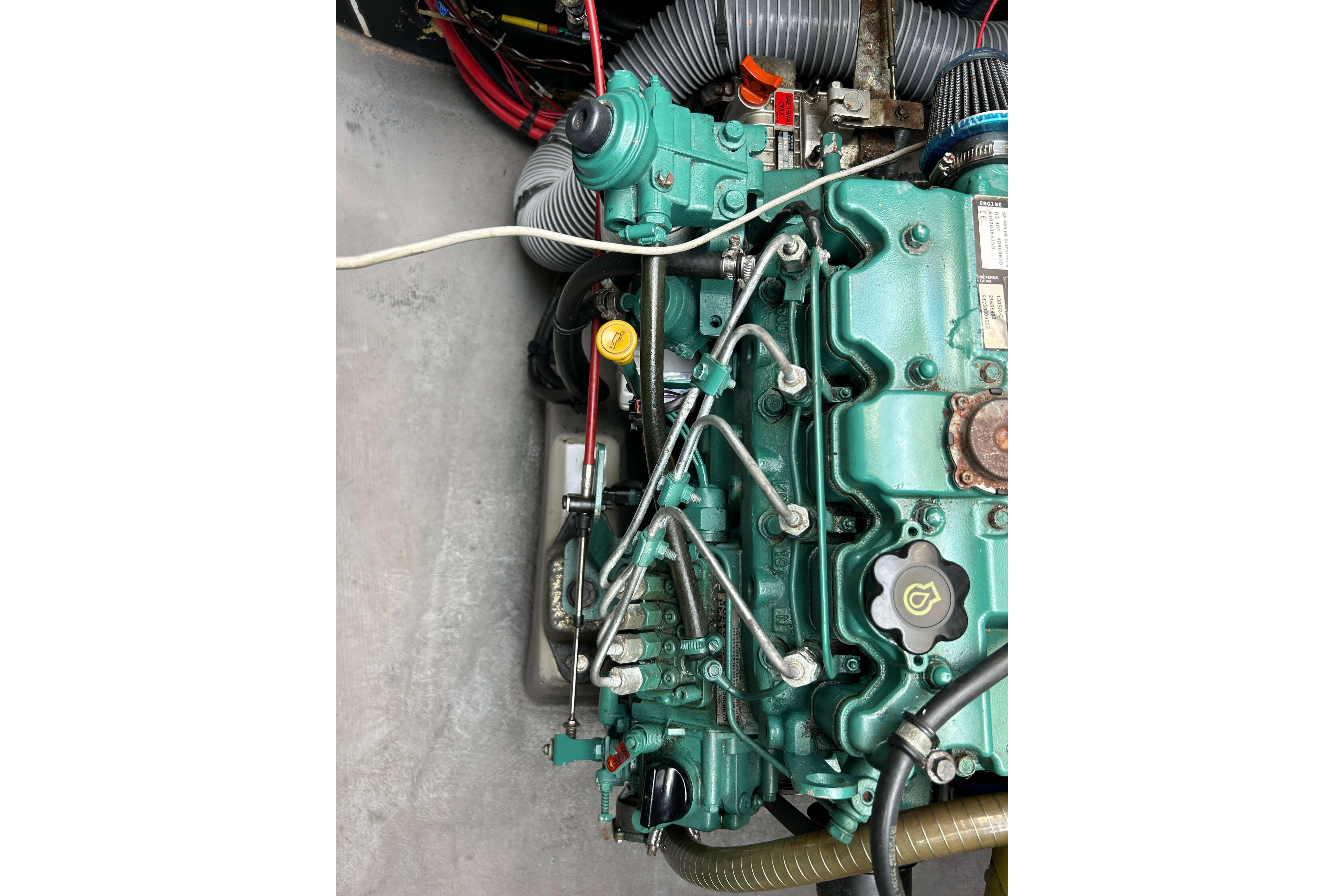Close-up of a 2018 Bali 4.1 engine with visible components and wiring.