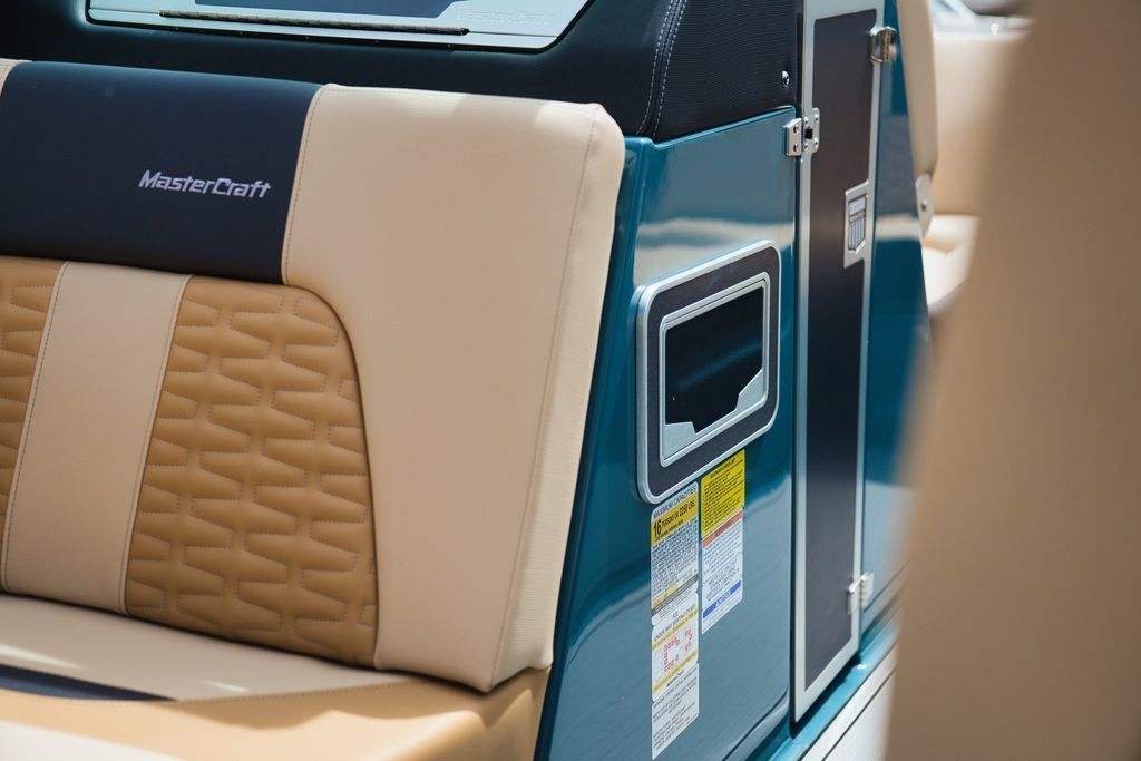 2025 MasterCraft X22 - 16