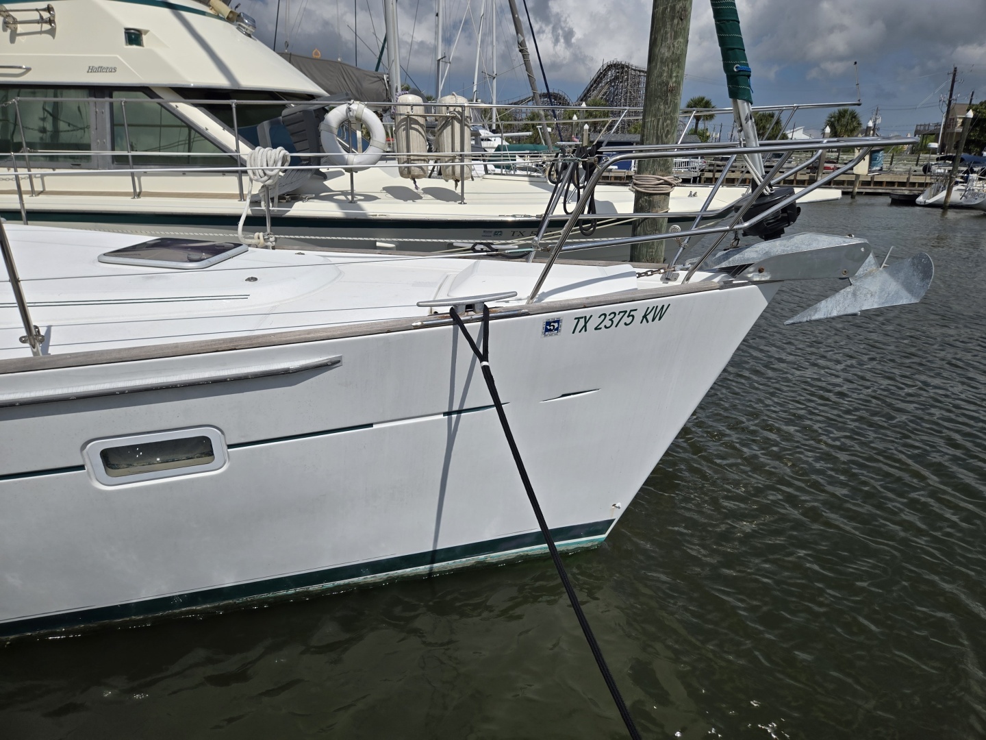 2004 Beneteau 423 - Image 10