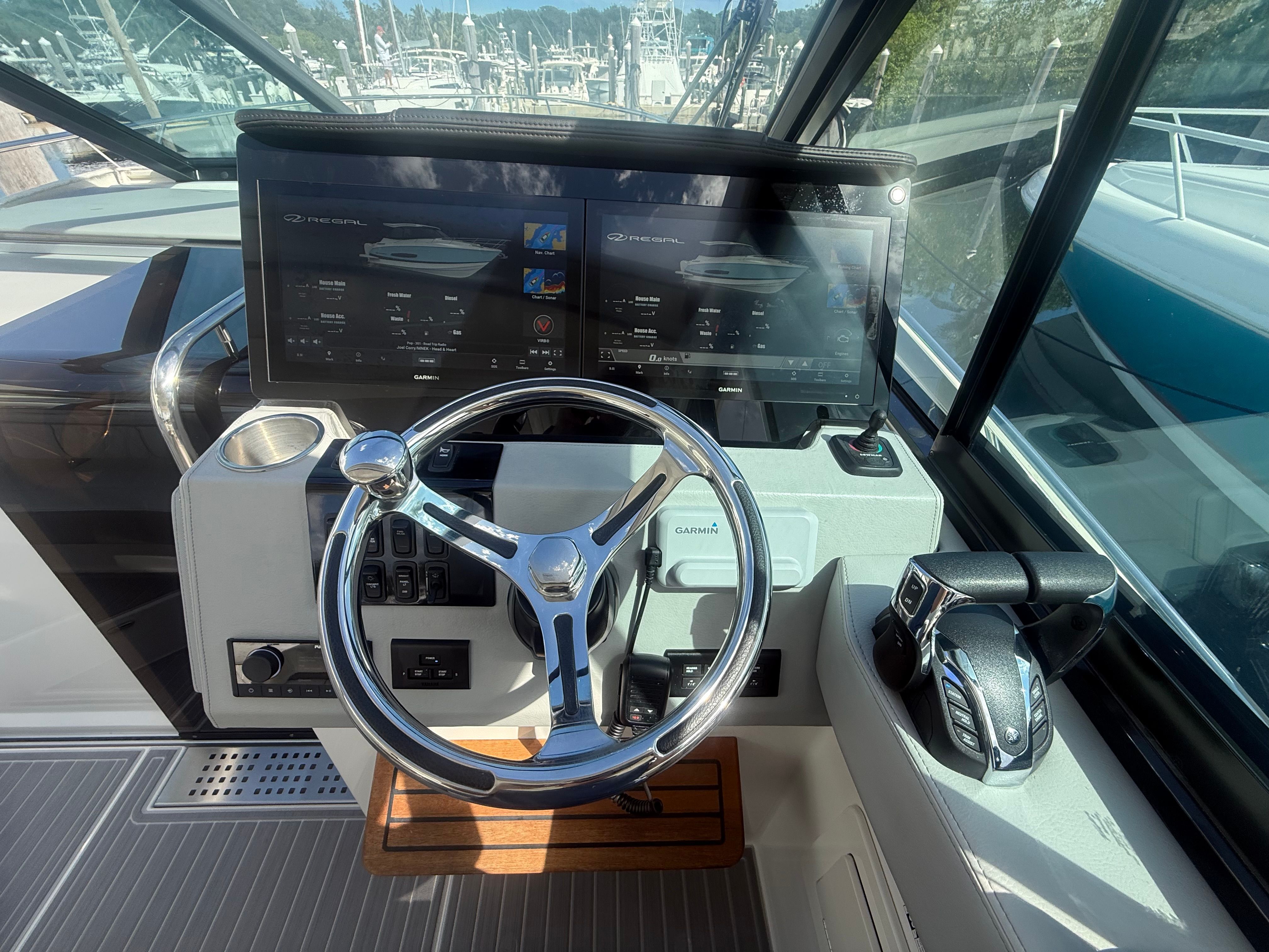 2023 REGAL 36 XO - Image 13