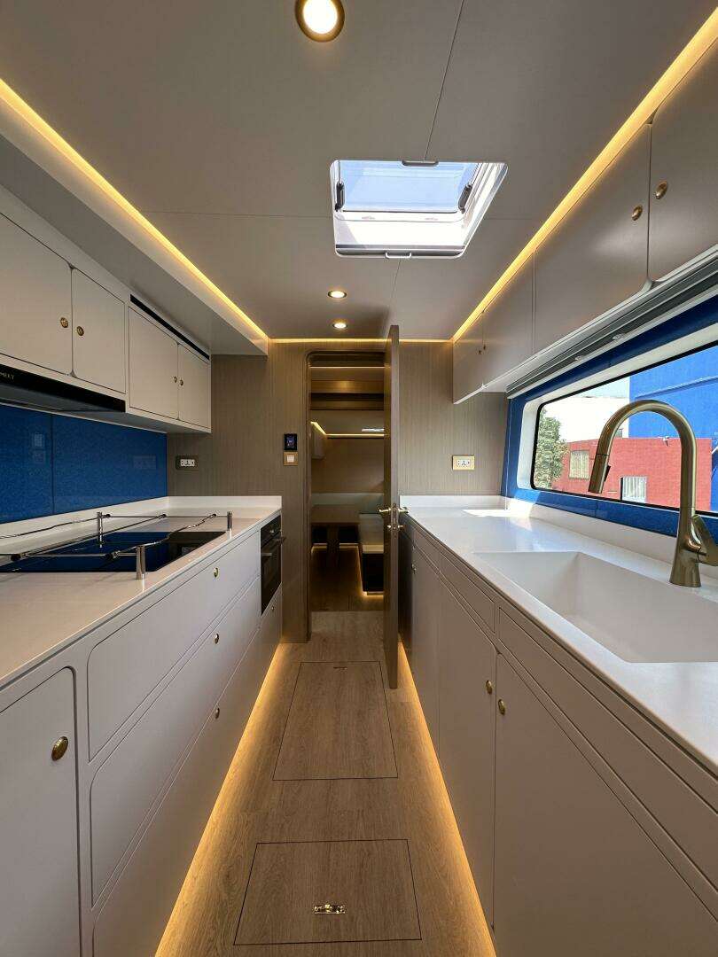 2027 McConaghy Boats MC63p Tourer - Image 30