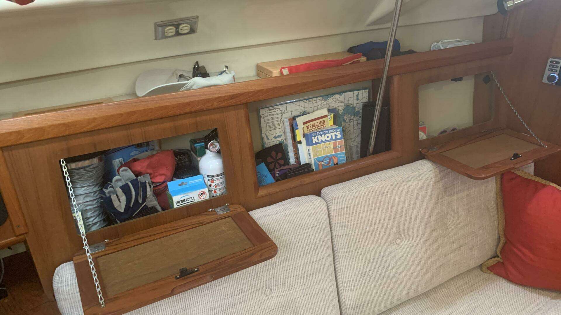 1991 Hunter 30 T - Image 26