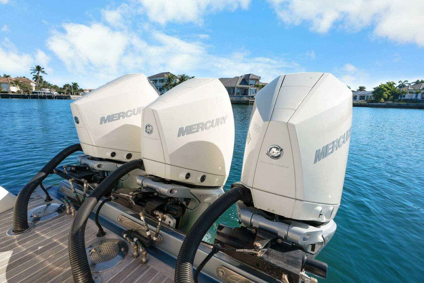 2021 Chris-Craft Launch 35 GT OB - Image 40