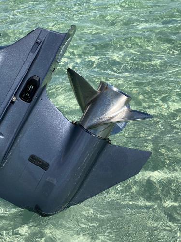 2004 Triton Light tackle series - 2