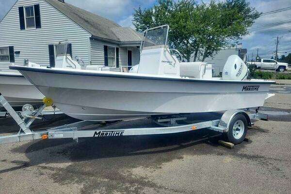 2024 Maritime 189 Defitant