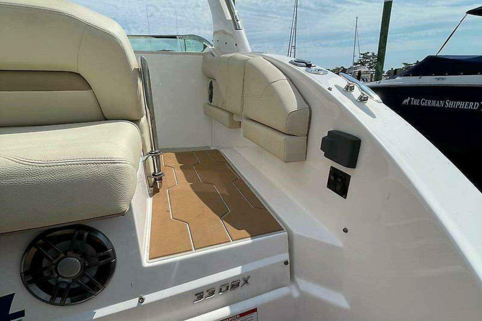 2018 Regal 33 OBX - Image 24