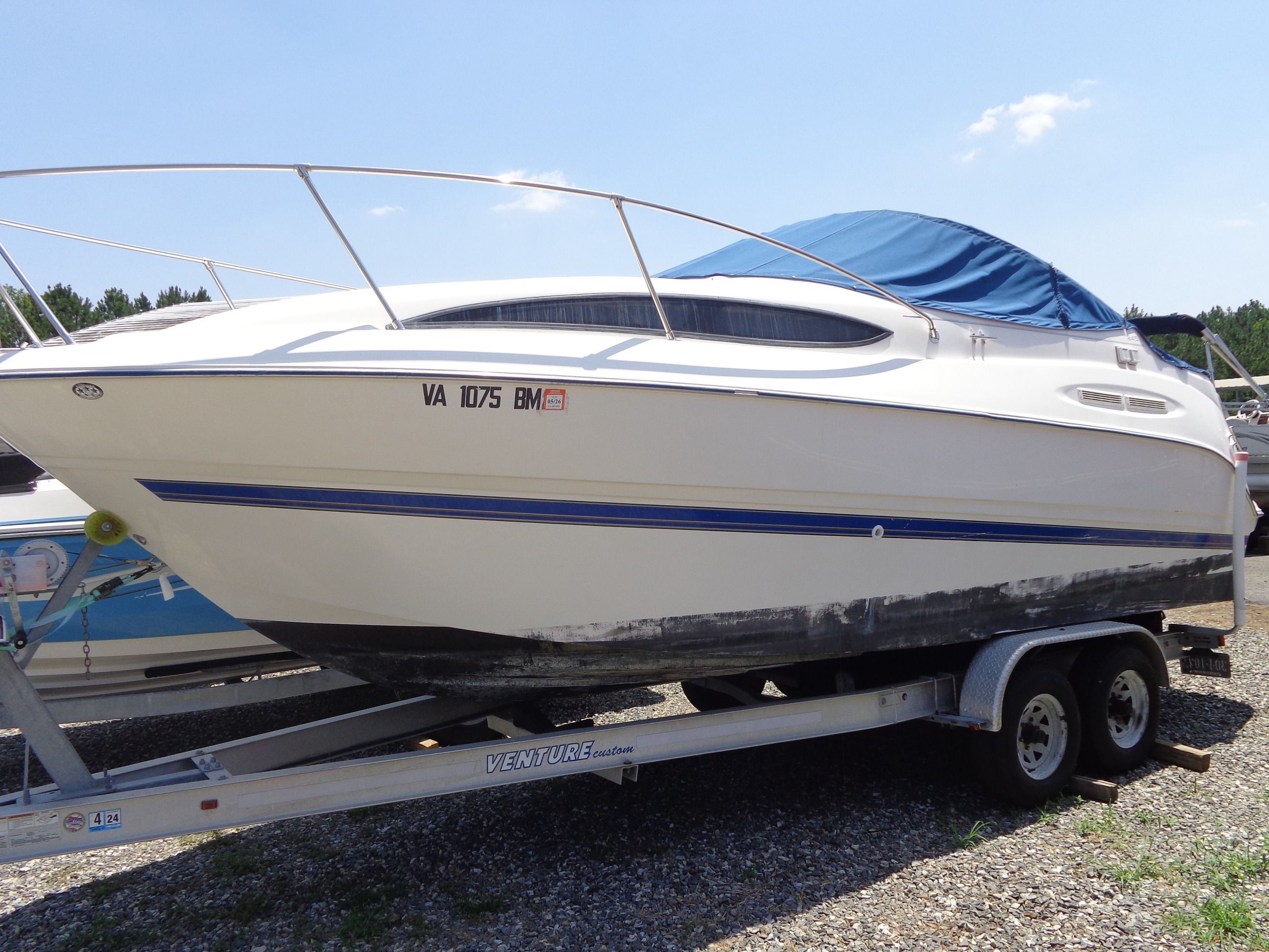 2007 Bayliner 245 Cruiser