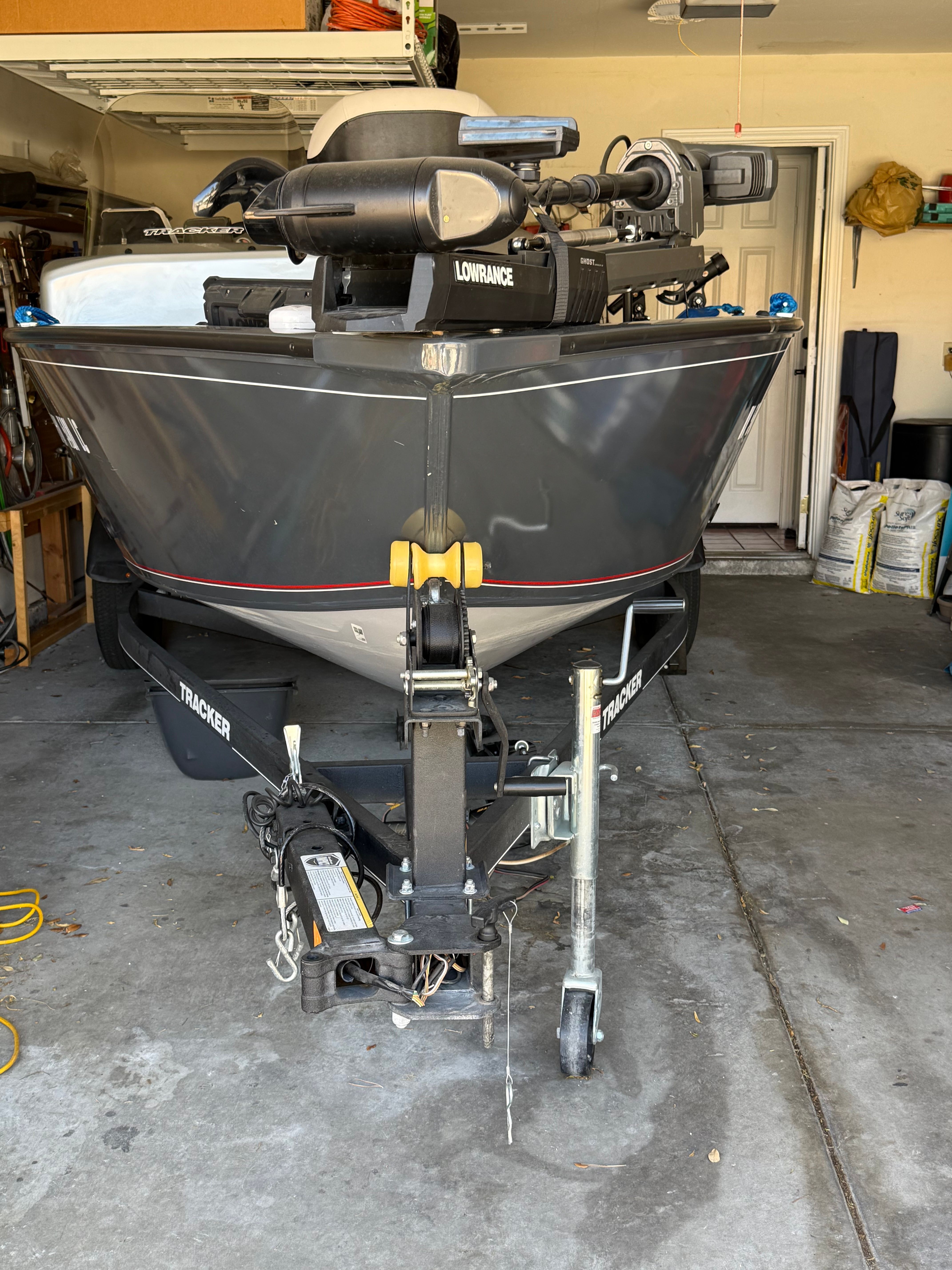 2019 Tracker Pro Guide V-16 SC
