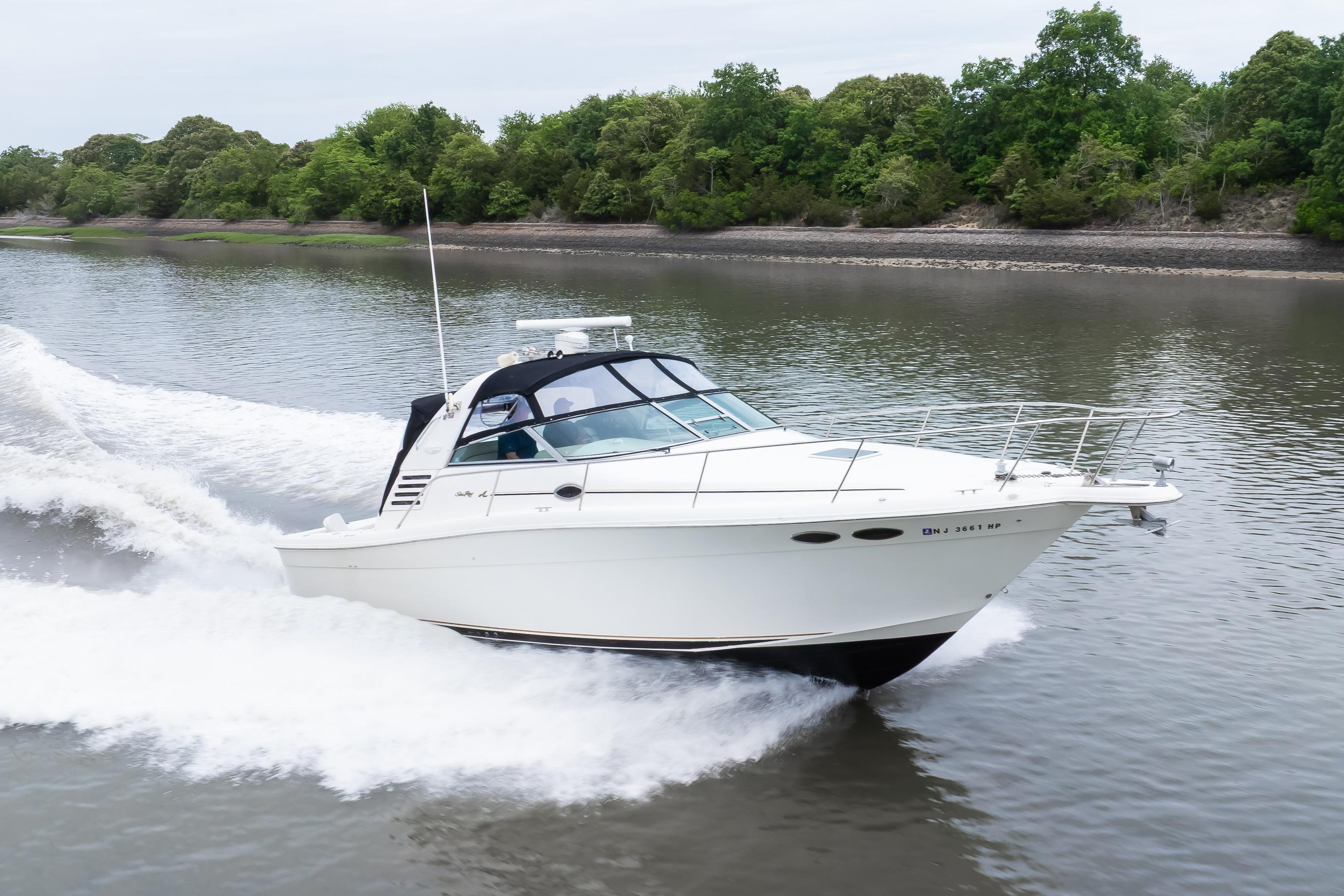 1998 Sea Ray 330 Express