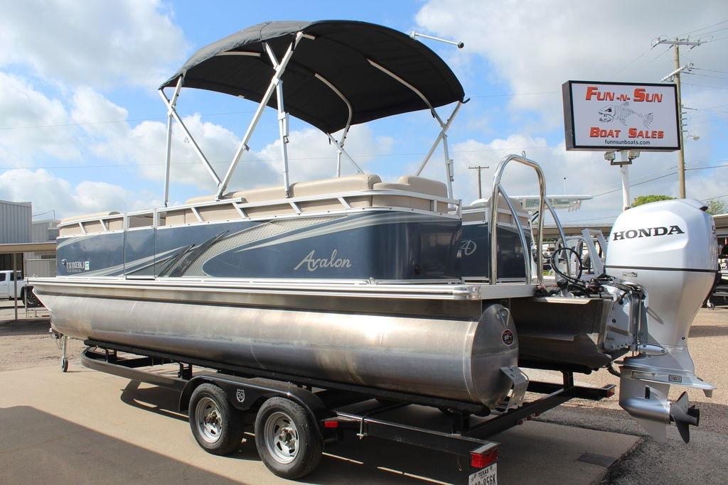 2021 Avalon VLS Quad Lounge 22 FT pontoon boat at Fun-n-Sun Boat Sales.