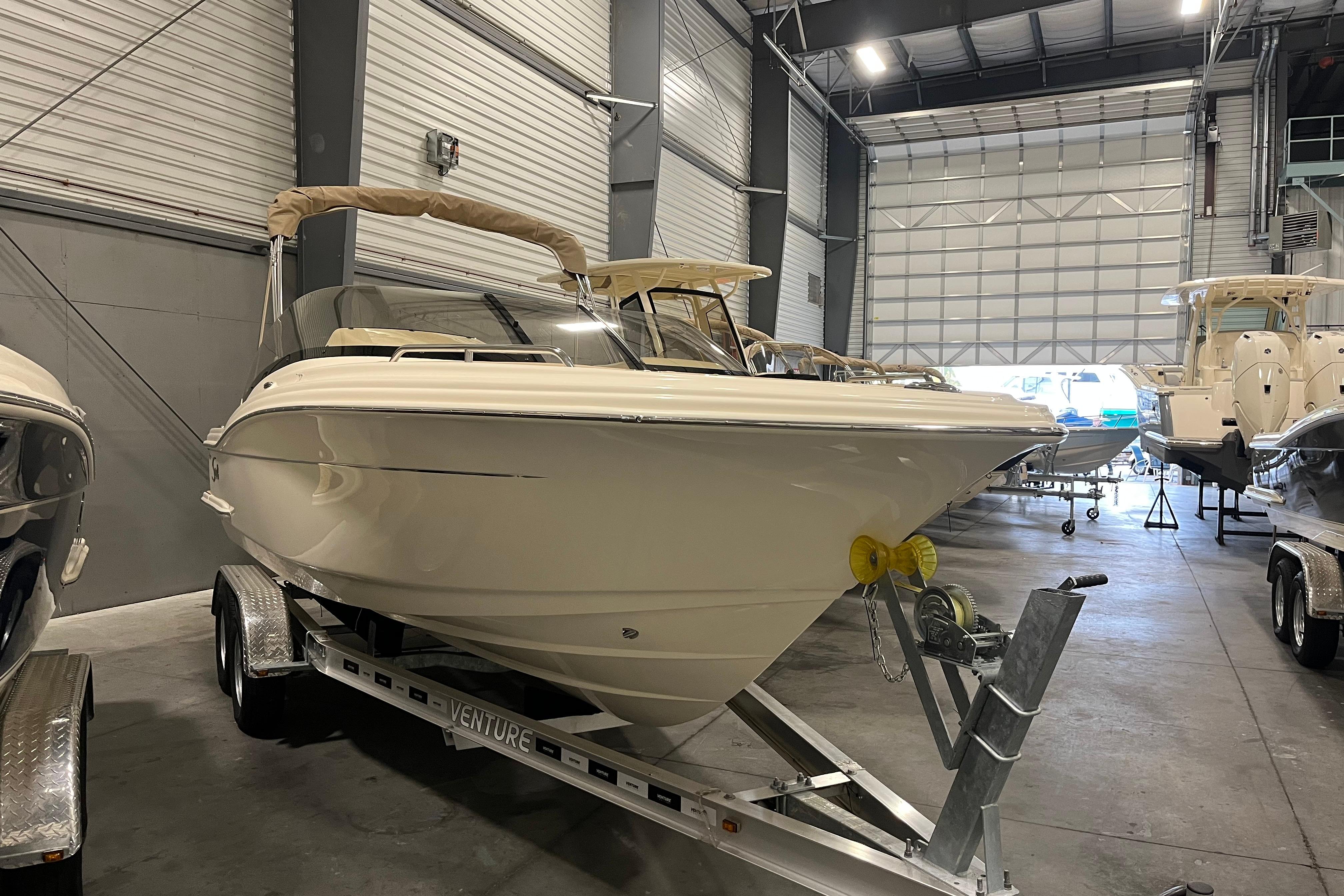 2025 Scout 215 Dorado