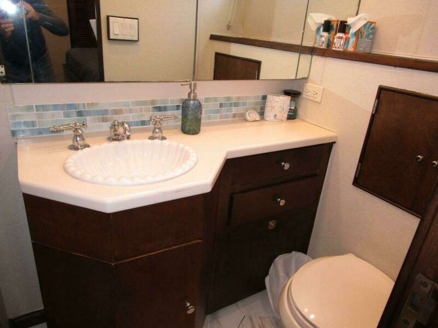 1986 Burger Flush Deck with Flybridge - Image 43