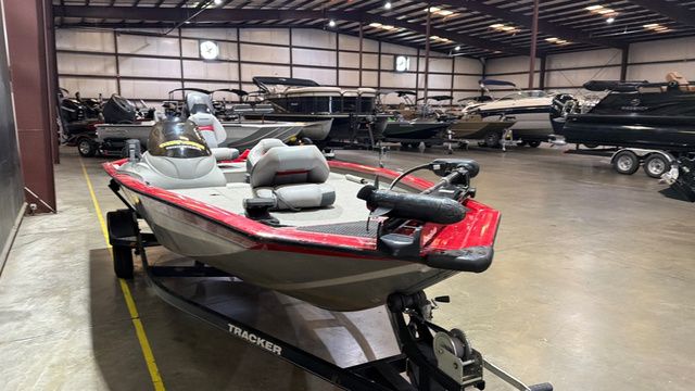2012 Tracker Pro Team 175 W/ Mercury 60 - 5