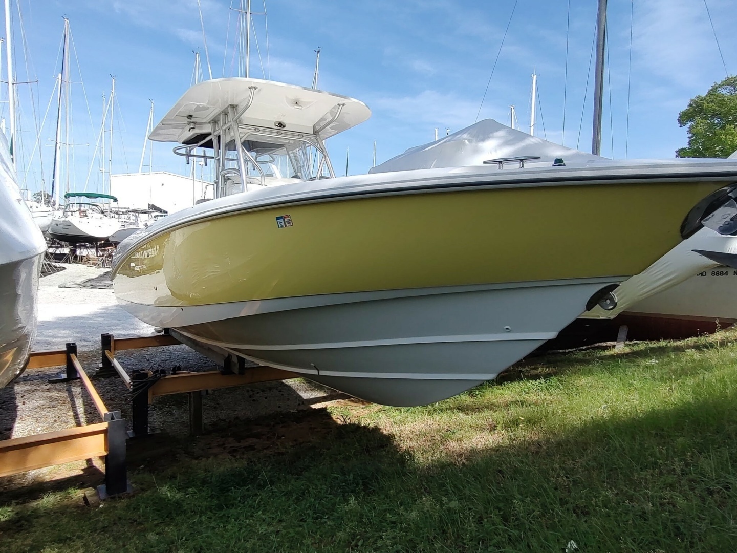 2006 Boston Whaler 320 Outrage - Image 6