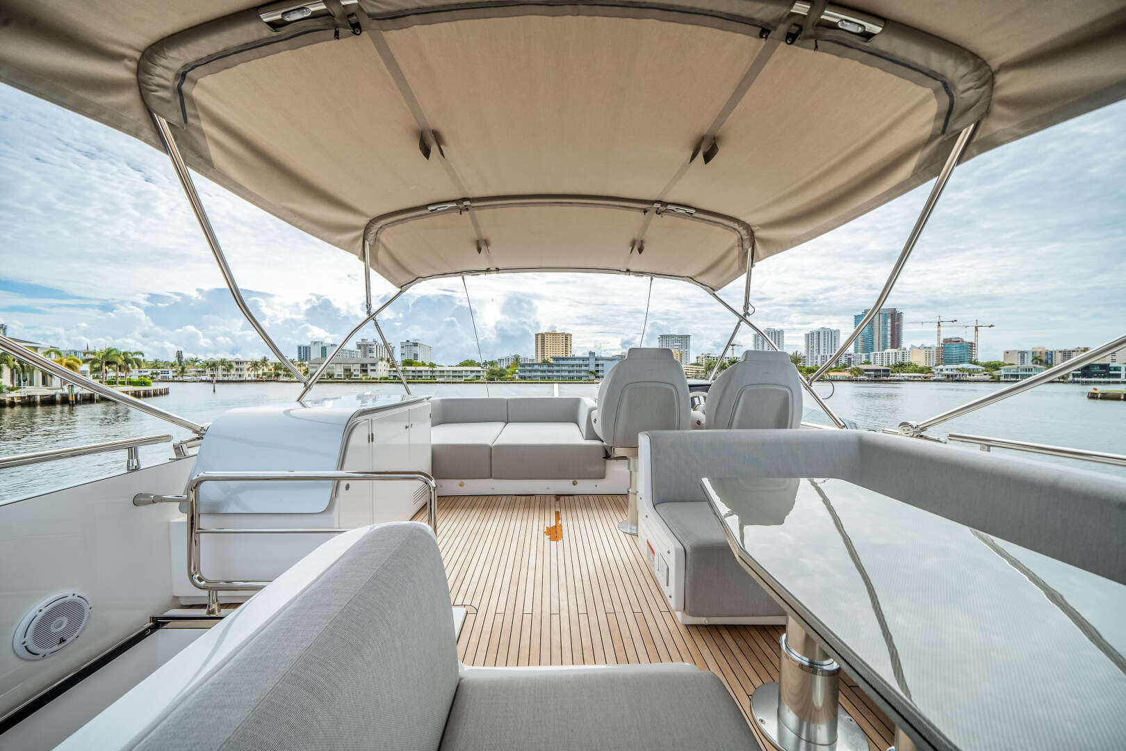 2026 Azimut S8 - Image 71