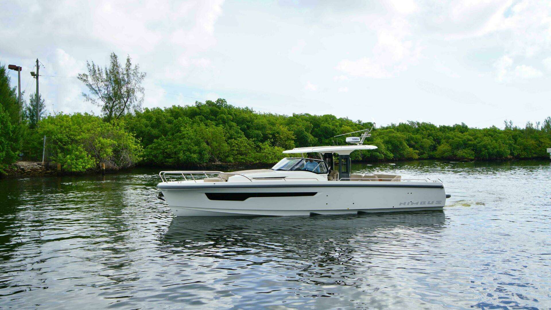 2024 Nimbus Tender 11 - Image 2